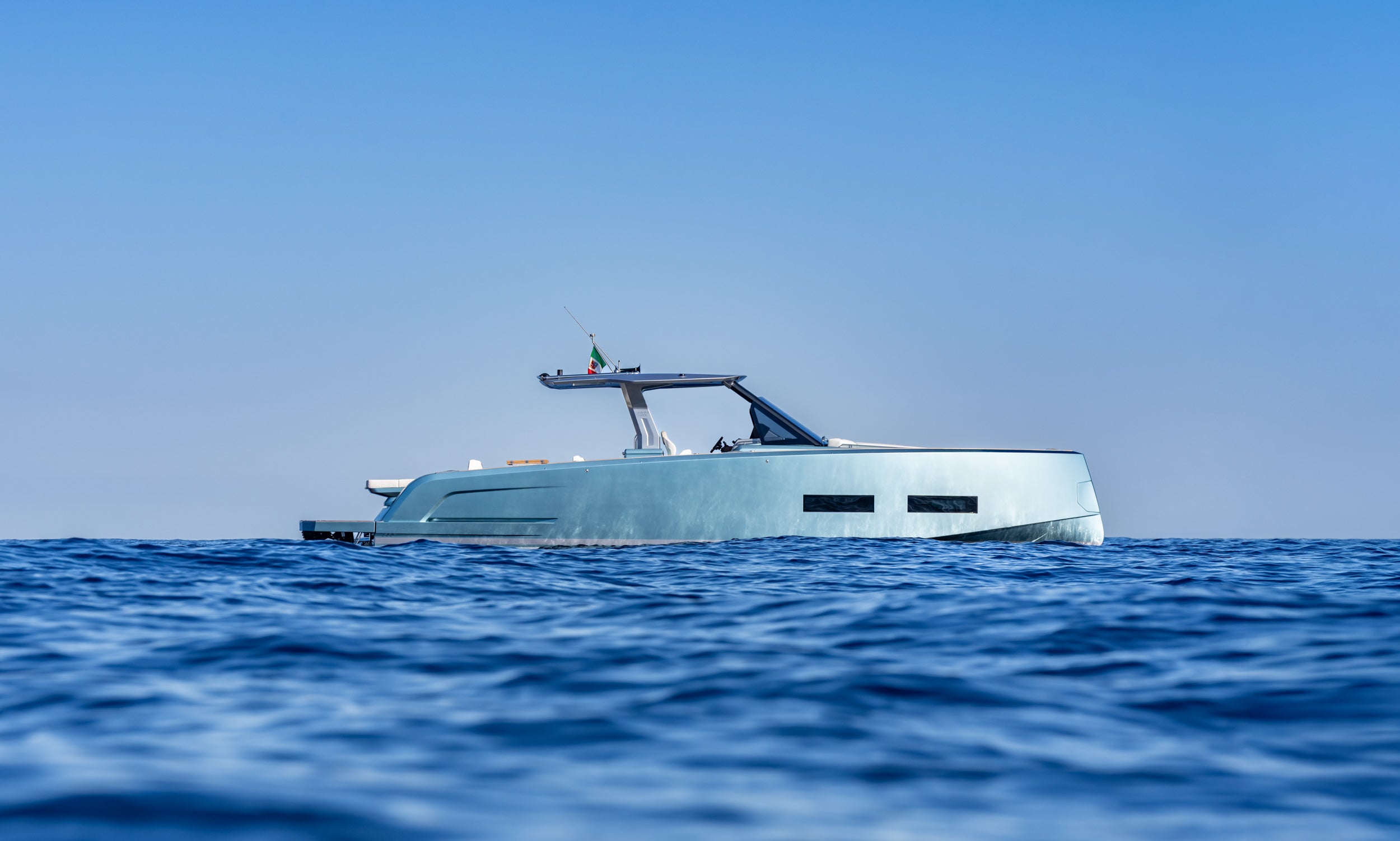 Pardo 43 su Robb Report Singapore