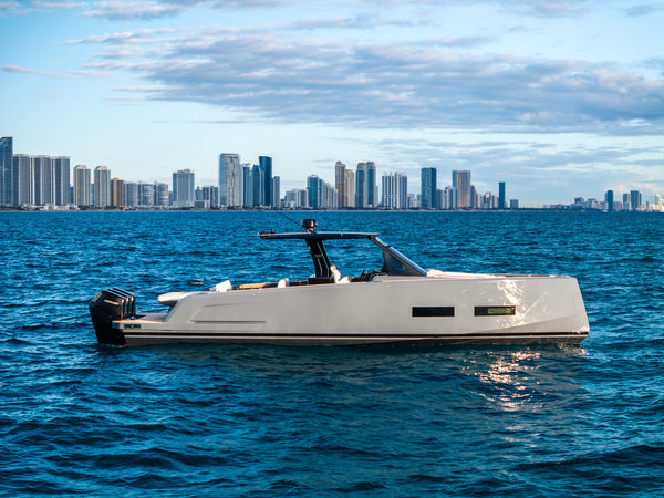 Pardo 43R on Barcos