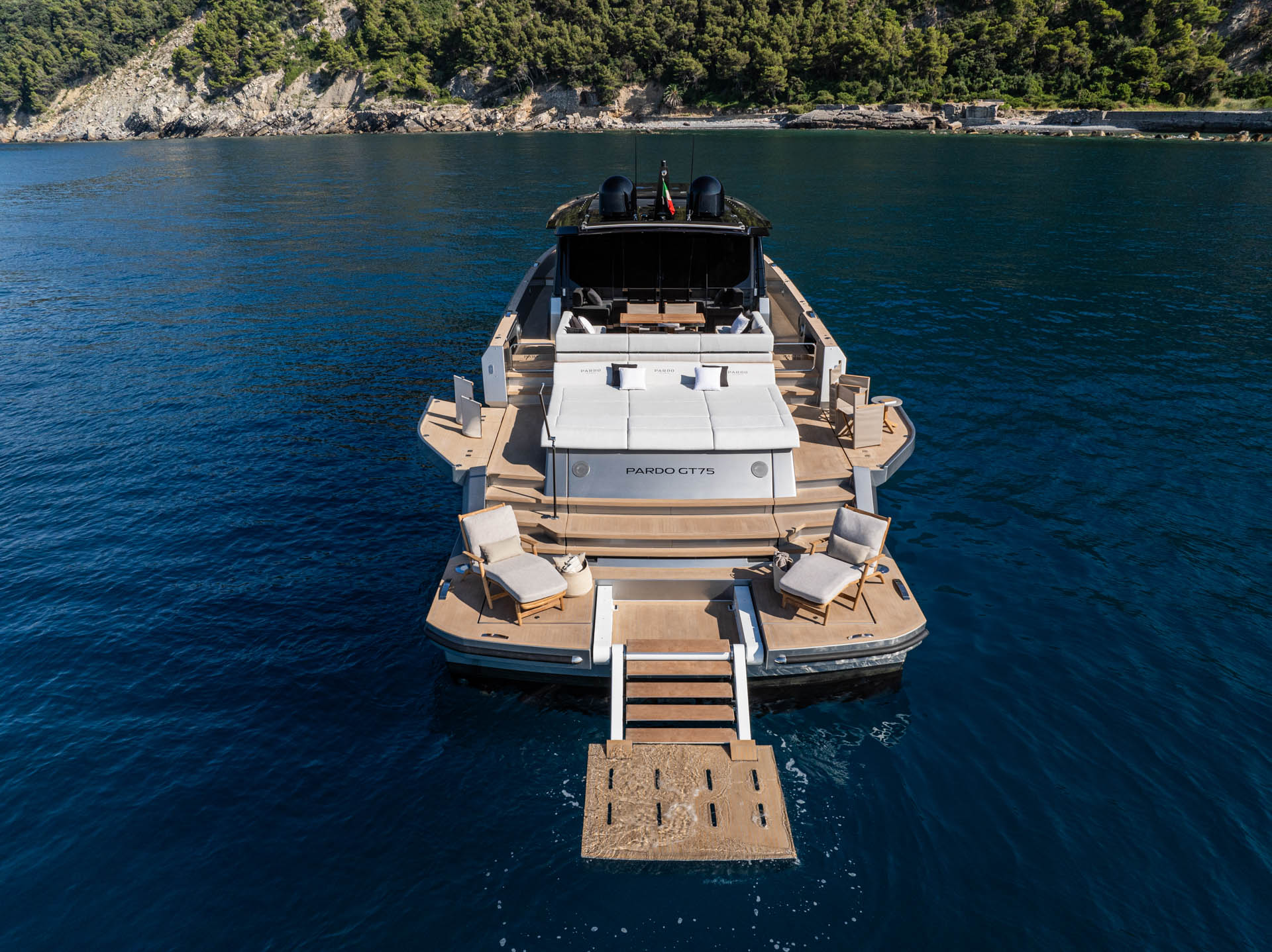 Pardo GT75 su New Boat Buyer's Guide